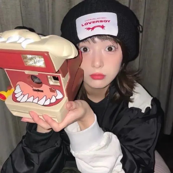 与凤行